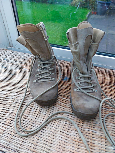 Meindl military desert boots - military,