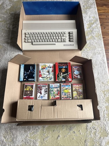 Commodore computer bundle - commodore,