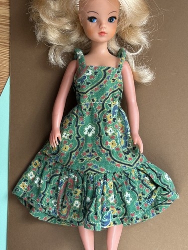 Vintage 1970s or 1980s - 💚,