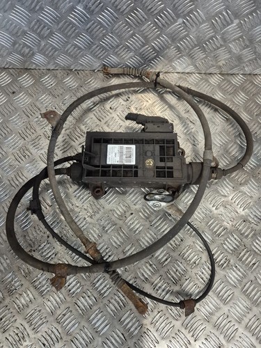 12 toyota avensis - 12,