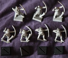 7 x Bretonnian Peasant Bowmen