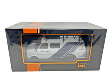 IXO 1:18 18RMC058XE Ford