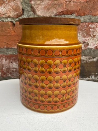 Hornsea saffron storage - hornsea, jar