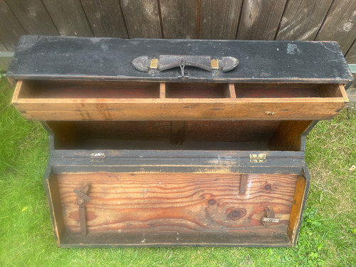 Vintage carpenters tool box - tool,