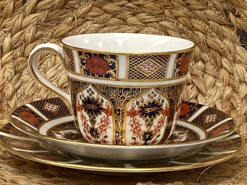 Royal crown derby old imari - crown,