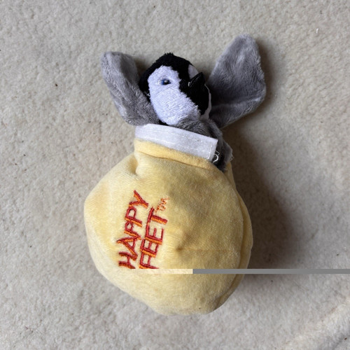 Happy feet hatching - happy,