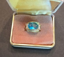 Fine Costume Goldtone