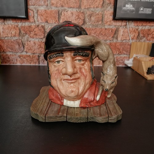 Royal doulton gone - doulton, away