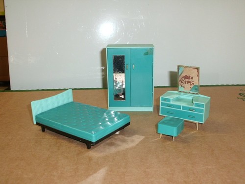 Vintage triang jenny home - triang, jenny's