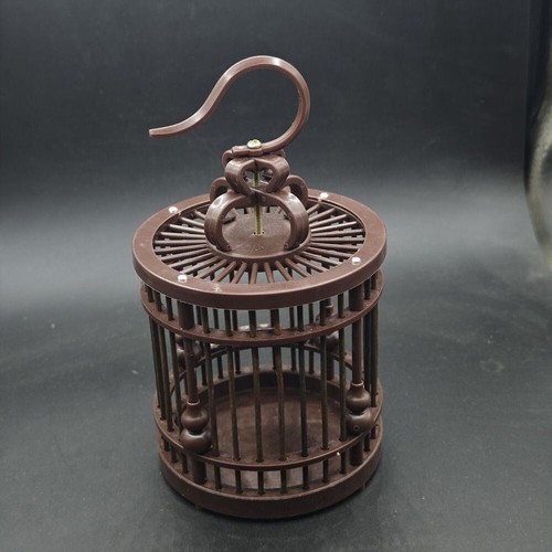 Grasshopper cage hanging - grasshopper,