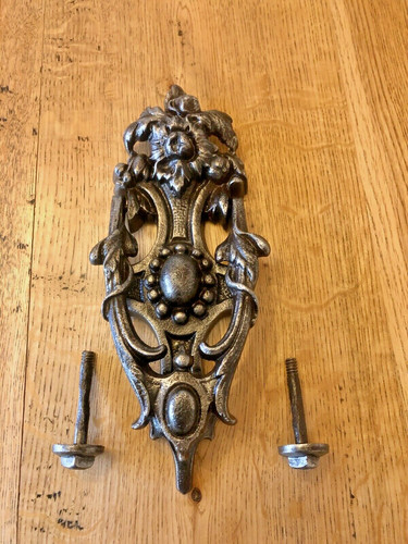 Antique victorian cast iron - antique/victorian,