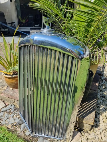 Bentley grill complete with - bentley,