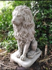 Large Proud Lions Statue Stone Highly Detailed Stone Garden Ornament Decor 