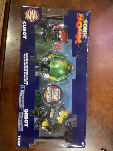 Tomy sonic boom figure - sonic,