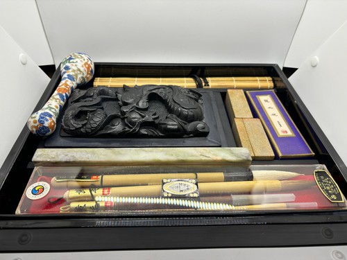 Quality calligraphy set in - ,