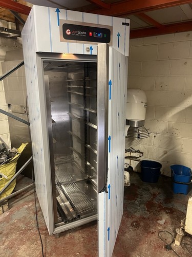 Commercial fridge single - fridge, door