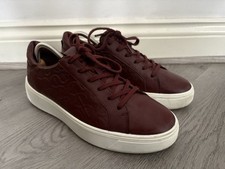 Ecco Street Tray Tech