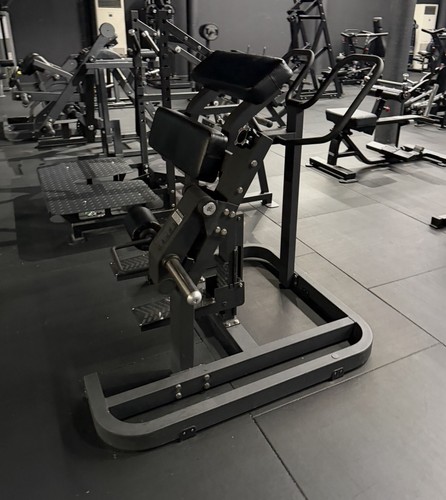 Standing hamstring curl leg - standing,
