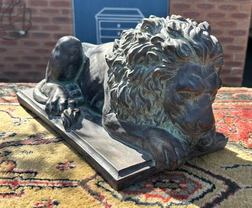 Antique style bronze - style, stone