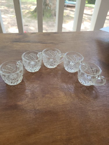 Westmoreland glass thumbelina - glass,