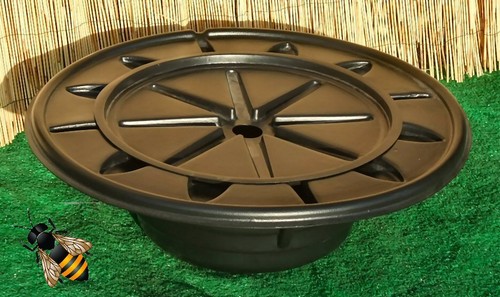 Pebble pool fountain garden - pebble,