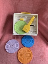 Fisher Price Music Box Child's Record Player 2010 With  4 Records Working