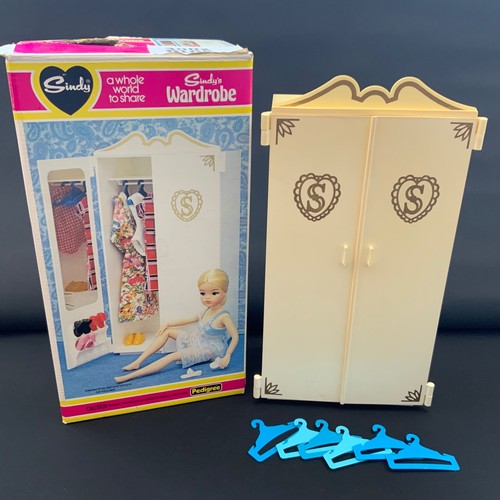 Vintage sindy doll wardrobe - sindy,