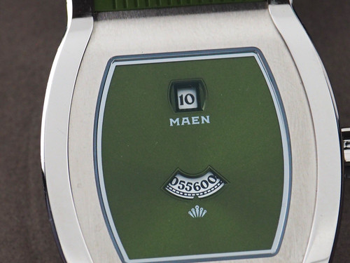 Maen grand tonnea jump - jump, hour
