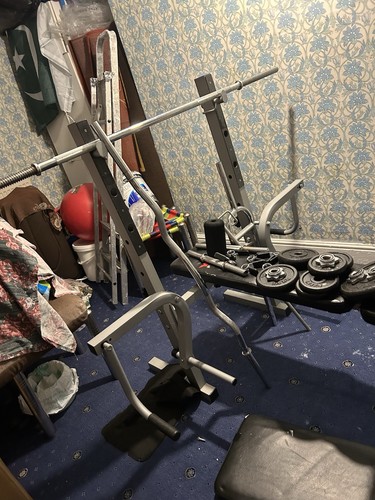 Very good used bench press - used,