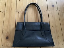 Radley Women’s Black Leather Rigid Shoulder Bag, Pockets, 32 x 21 x 9 cm