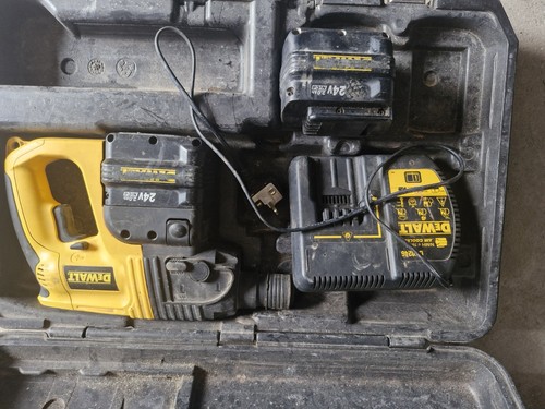 Dewalt sds hammer drill - dewalt,
