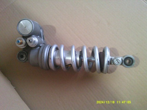 Yamaha rear shock absorber - yamaha,