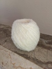 50% Wool 50% Polyacryl Boucle