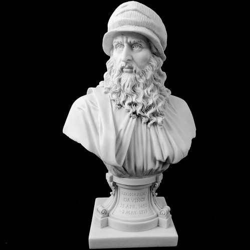 Marble bust sculpture of - /,