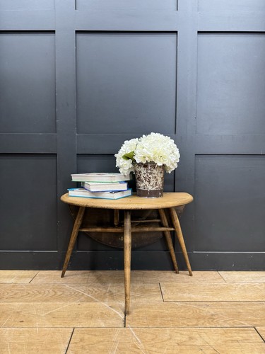 Vintage round ercol - round,