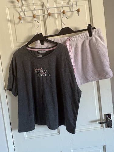 Ladies short set size - ladies,