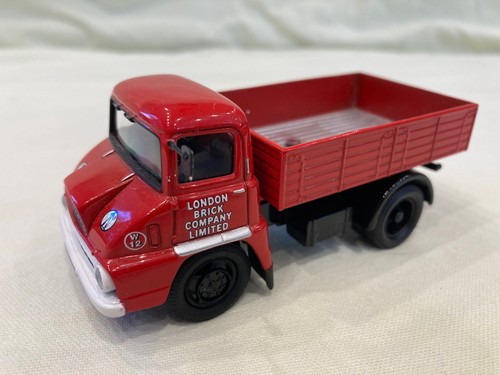 Corgi london brick - 1:50,