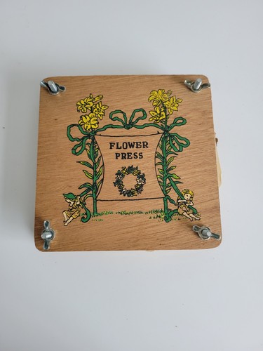 Vintage wooden flower - vintage, press