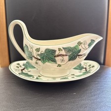 Wedgwood Napoleon Ivy Green Edge - Handled Sauce Boat with Underplate