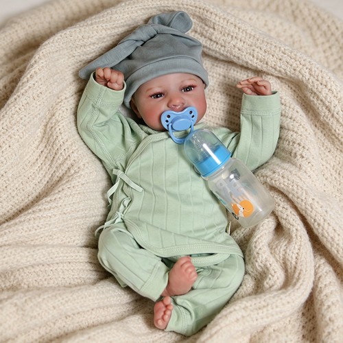Realistic newborn reborn - realistic,