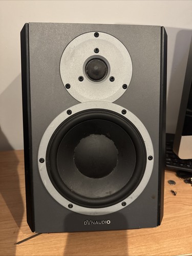 Dynaudio dbm50 studio monitor - dynaudio,