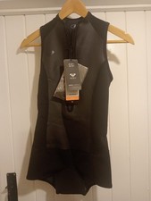  Roxy Black Satin Capsule Black Wetsuit  1.0  Size 4 Girls/Teens  B BNWT RRP £85