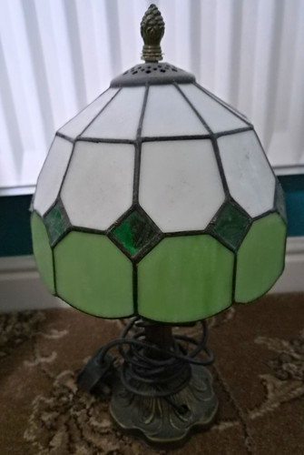 Tiffany style table lamp - table, |