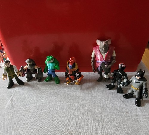 Imaginext figures - x,
