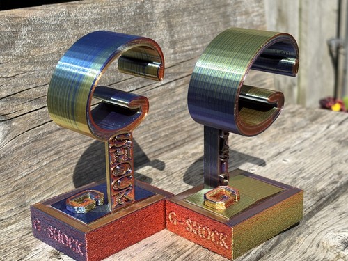 Shock display storage - x, g-shock