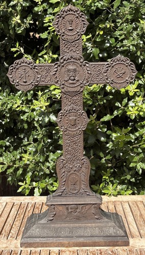 84cm wooden crucifix alter - 84cm,