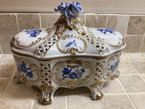 Meissen potpourri bonbonniere - meissen, potpourri/bonbonniere