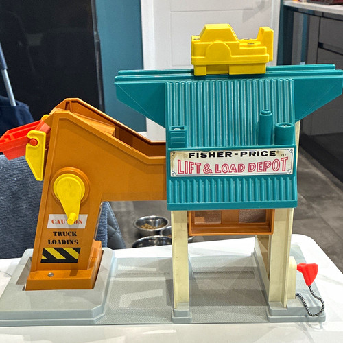 Fisher price lift load depot - lift,
