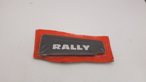 Pair flap deflectors - of,