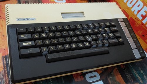 Atari 800 bit - 800, xl